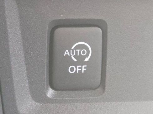 New 2025 Nissan Sentra S image 7