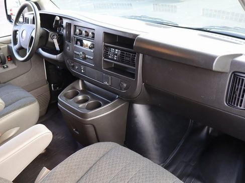 Used 2024 Chevrolet Express 2500 w/ Driver Convenience Package image 29