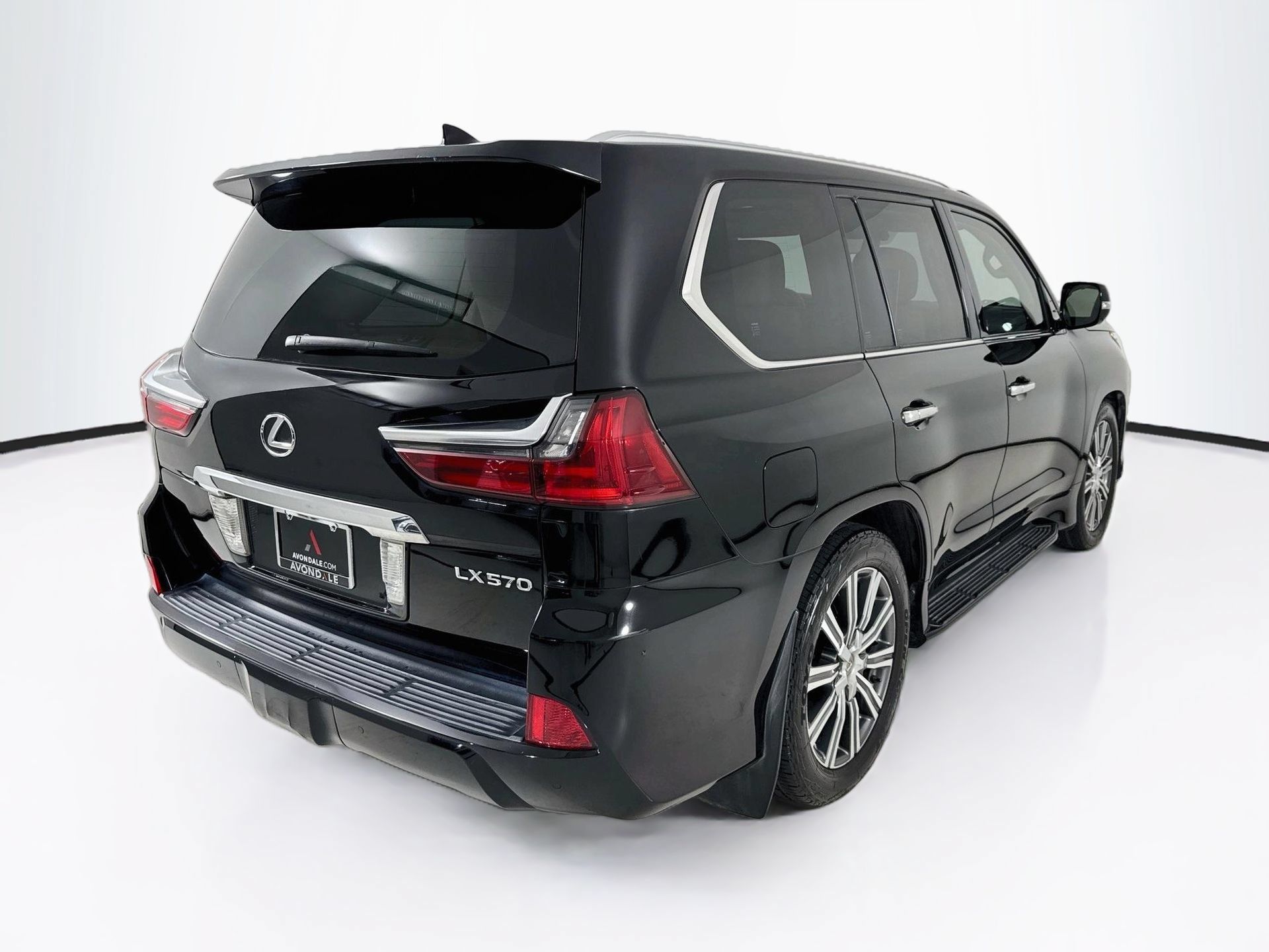 Used 2016 Lexus LX 570 4WD w/ Luxury Package image 8