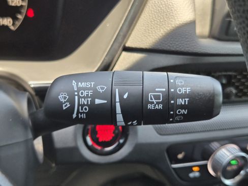 Used 2023 Honda CR-V EX image 18