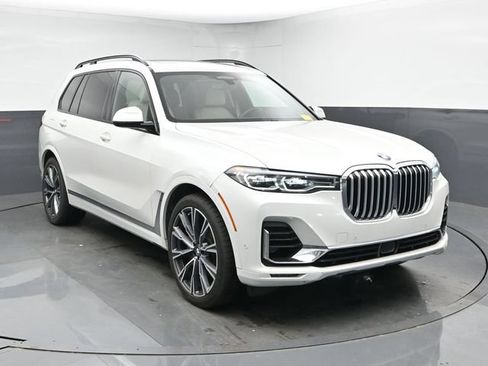 Used 2021 BMW X7 xDrive40i w/ Premium Package AWD/4WD image 2