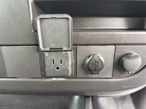 Used 2020 Chevrolet Express 3500 LS RWD image 23