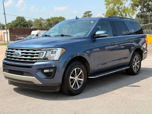 Used 2020 Ford Expedition XLT w/ Equipment Group 202A RWD image 5