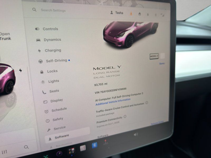 Used 2022 Tesla Model Y Long Range AWD/4WD image 15