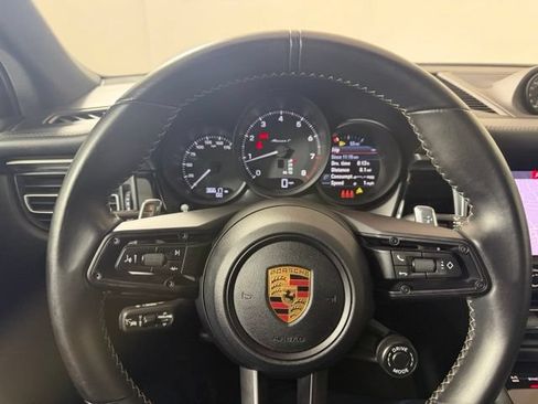 Used 2023 Porsche Macan Turbo AWD/4WD image 12