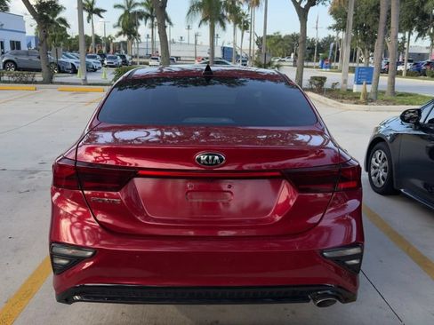 Used 2021 Kia Forte LXS FWD image 7