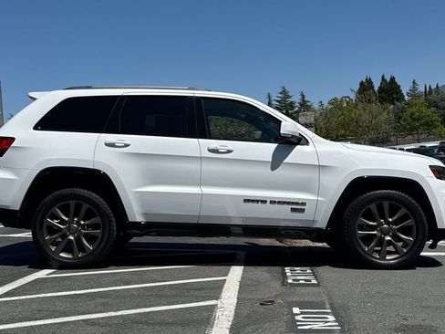 Used 2016 Jeep Grand Cherokee Limited 75th Anniversary RWD image 3