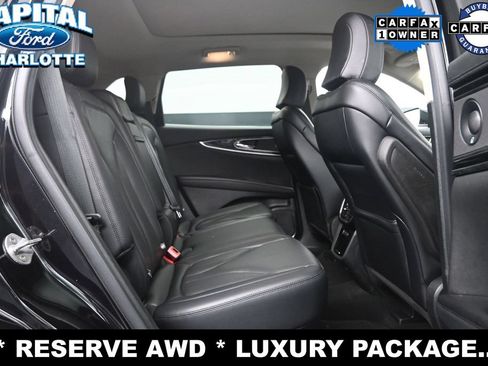 Used 2023 Lincoln Nautilus Reserve w/ Luxury Package AWD/4WD image 11