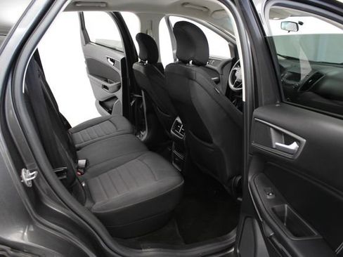 Used 2016 Ford Edge SE AWD/4WD image 27