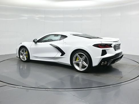 Used 2023 Chevrolet Corvette Stingray Preferred Cpe w/ Z51 Performance Package RWD image 6