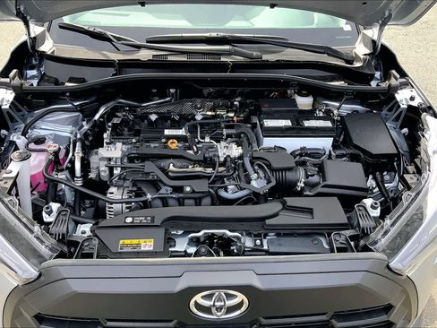 New 2026 Toyota Corolla Cross L image 16