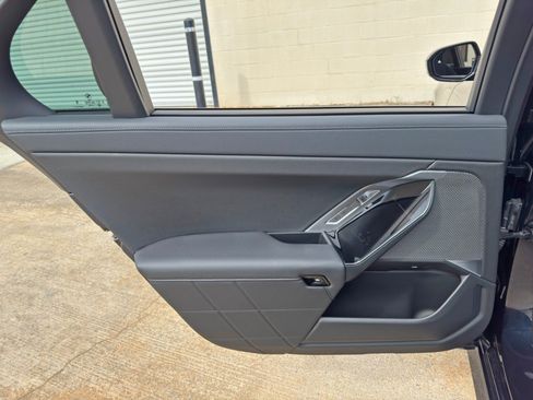 Used 2024 BMW 740i w/ Premium Package 2 RWD image 50