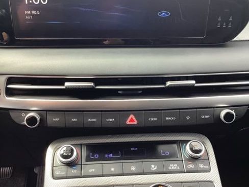 Used 2023 Hyundai Palisade SEL w/ Premium Package image 32