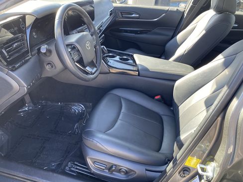Used 2023 Toyota Mirai w/ Advanced Technology Package RWD image 17