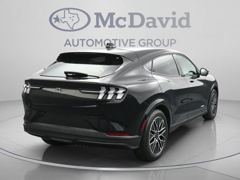 Used 2025 Ford Mustang Mach-E Premium AWD/4WD image 8