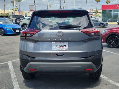 Used 2023 Nissan Rogue SV FWD image 28