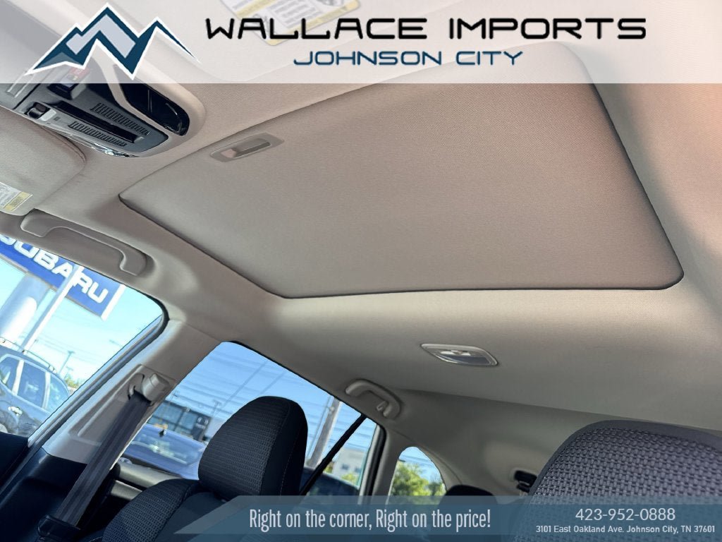 Certified 2025 Subaru Outback Premium w/ Popular Package #1A AWD/4WD image 15