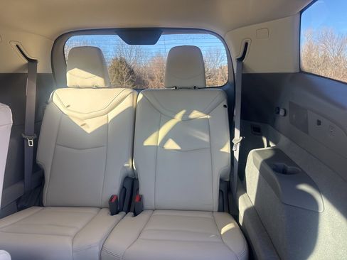 Certified 2025 Cadillac XT6 Premium Luxury w/ Technology Package image 44