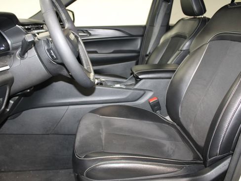 Used 2024 Jeep Grand Cherokee Altitude image 17