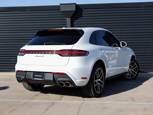 Certified 2022 Porsche Macan S image 7