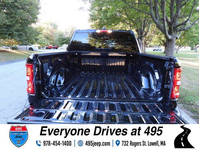 Used 2026 RAM 1500 Laramie AWD/4WD image 5