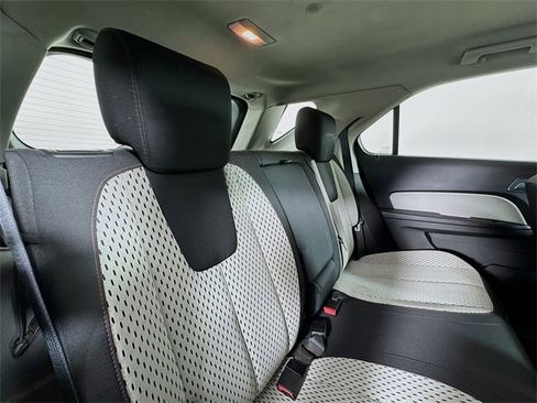 Used 2011 Chevrolet Equinox LS image 23