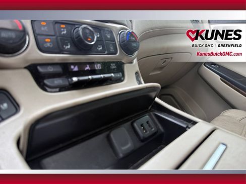 Used 2020 GMC Yukon Denali w/ Open Road Package AWD/4WD image 27