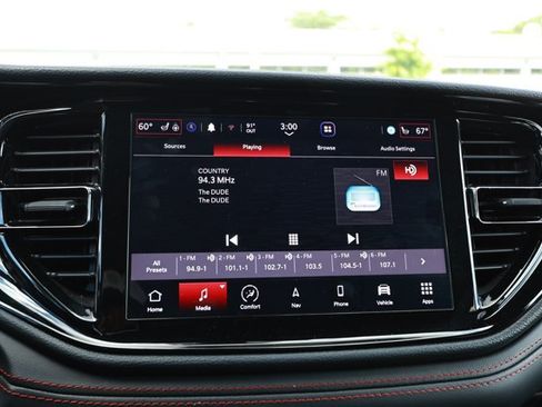Used 2025 Dodge Durango GT RWD image 16