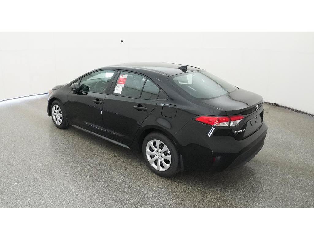 Used 2025 Toyota Corolla LE FWD image 7