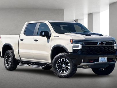 New 2026 Chevrolet Silverado 1500 ZR2 w/ LPO, Dark Essentials Package
