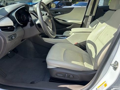 Used 2024 Chevrolet Malibu LT image 13