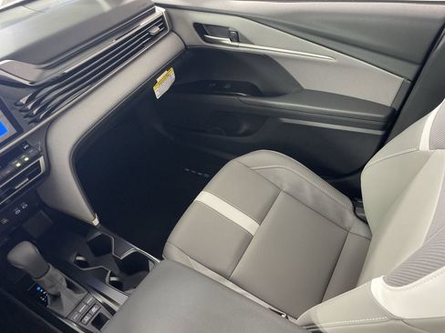 New 2026 Toyota Camry SE FWD image 20