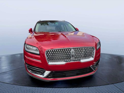 Used 2020 Lincoln Nautilus Reserve w/ Equipment Group 201A FWD image 2