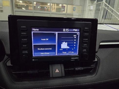 Used 2022 Toyota RAV4 XLE image 18