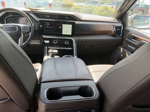 Certified 2023 GMC Sierra 1500 Denali AWD/4WD image 24
