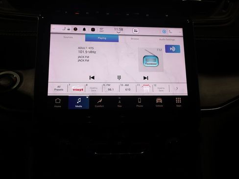 Certified 2023 Jeep Grand Cherokee Limited image 25