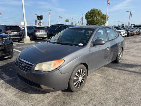 Used 2009 Hyundai Elantra GLS FWD image 2