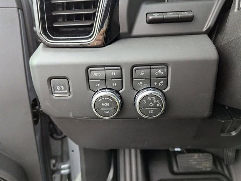 New 2026 GMC Sierra 2500 AT4 w/ AT4 Premium Plus Package image 15