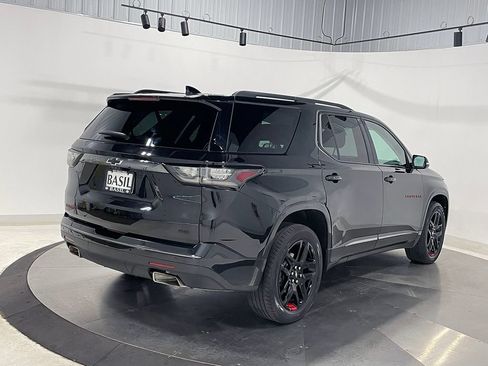 Used 2019 Chevrolet Traverse Premier w/ Redline Edition AWD/4WD image 11