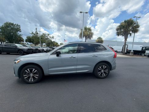 Used 2024 Volvo XC60 B5 Core w/ Protection Package Premier AWD/4WD image 13
