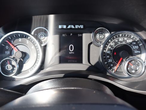 Used 2025 RAM 1500 Big Horn AWD/4WD image 29