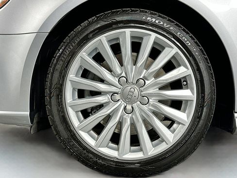 Used 2017 Audi A3 e-tron Premium Plus w/ Technology Package FWD image 11