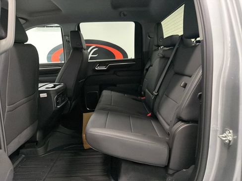 New 2026 GMC Sierra 2500 SLT AWD/4WD image 13