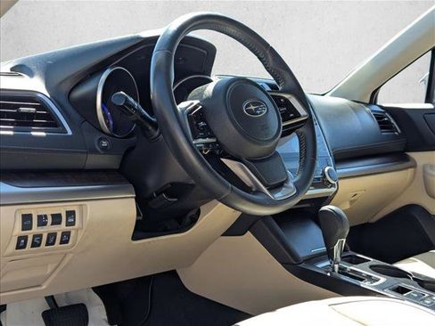 Used 2019 Subaru Outback 2.5i Limited AWD/4WD image 10
