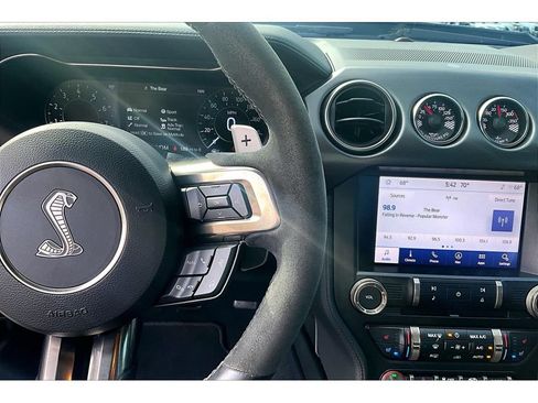 Used 2020 Ford Mustang Shelby GT500 w/ Technology Package RWD image 11