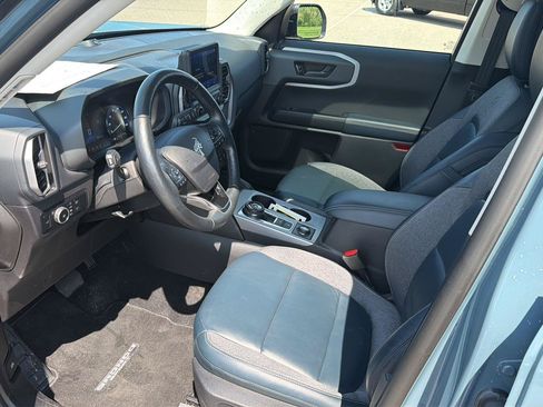 Used 2023 Ford Bronco Sport Outer Banks w/ Tech Package AWD/4WD image 8