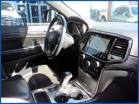 Certified 2020 Jeep Grand Cherokee Altitude image 8