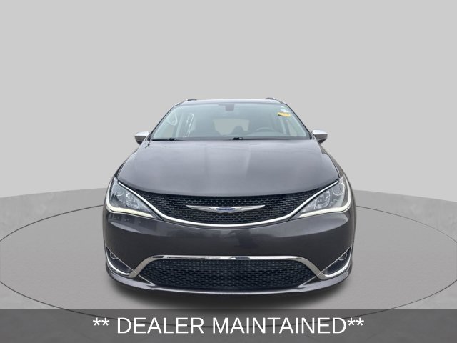 Used 2020 Chrysler Pacifica Limited FWD image 2