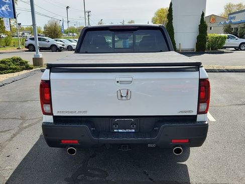 Certified 2023 Honda Ridgeline Black Edition image 5