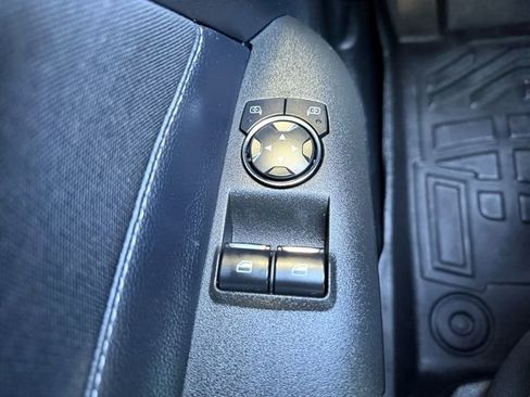 Used 2017 Ford Mustang GT image 17